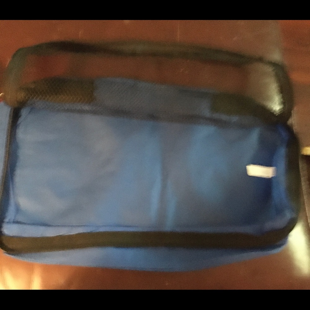 Travel Accessories Bags. 4 pc set.